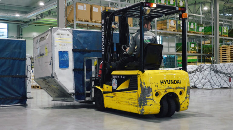 Ahréns åkeri i lagret